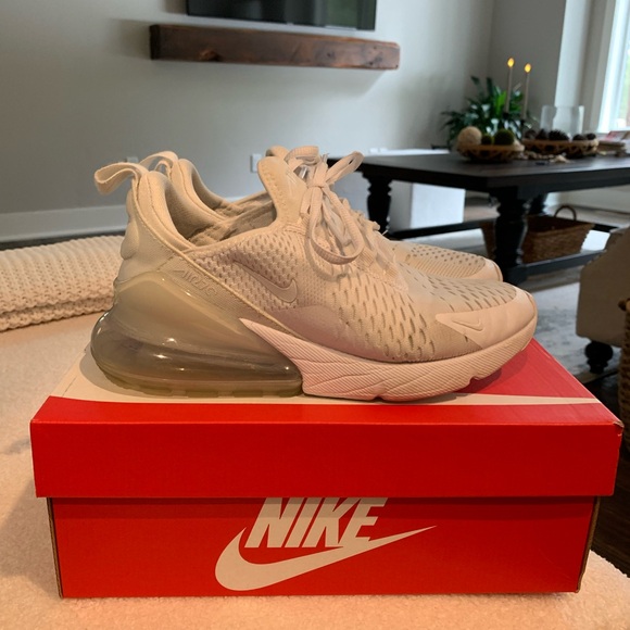 Nike Air Max 270 (GS) - Picture 3 of 7